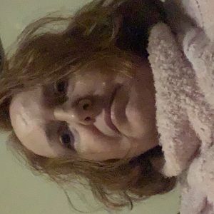 Meet your Posher, Joe-anne